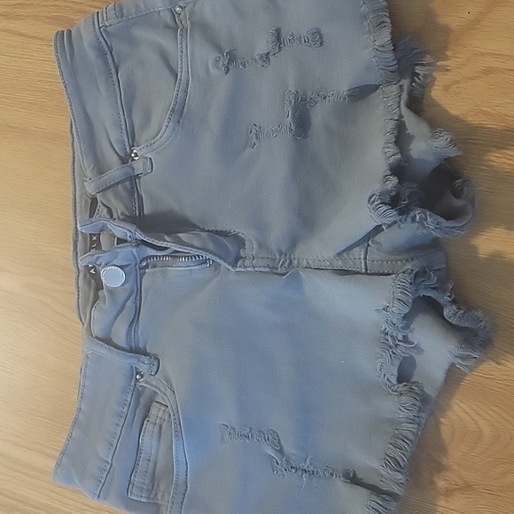 Shorts Bundle - Picture 6 of 9